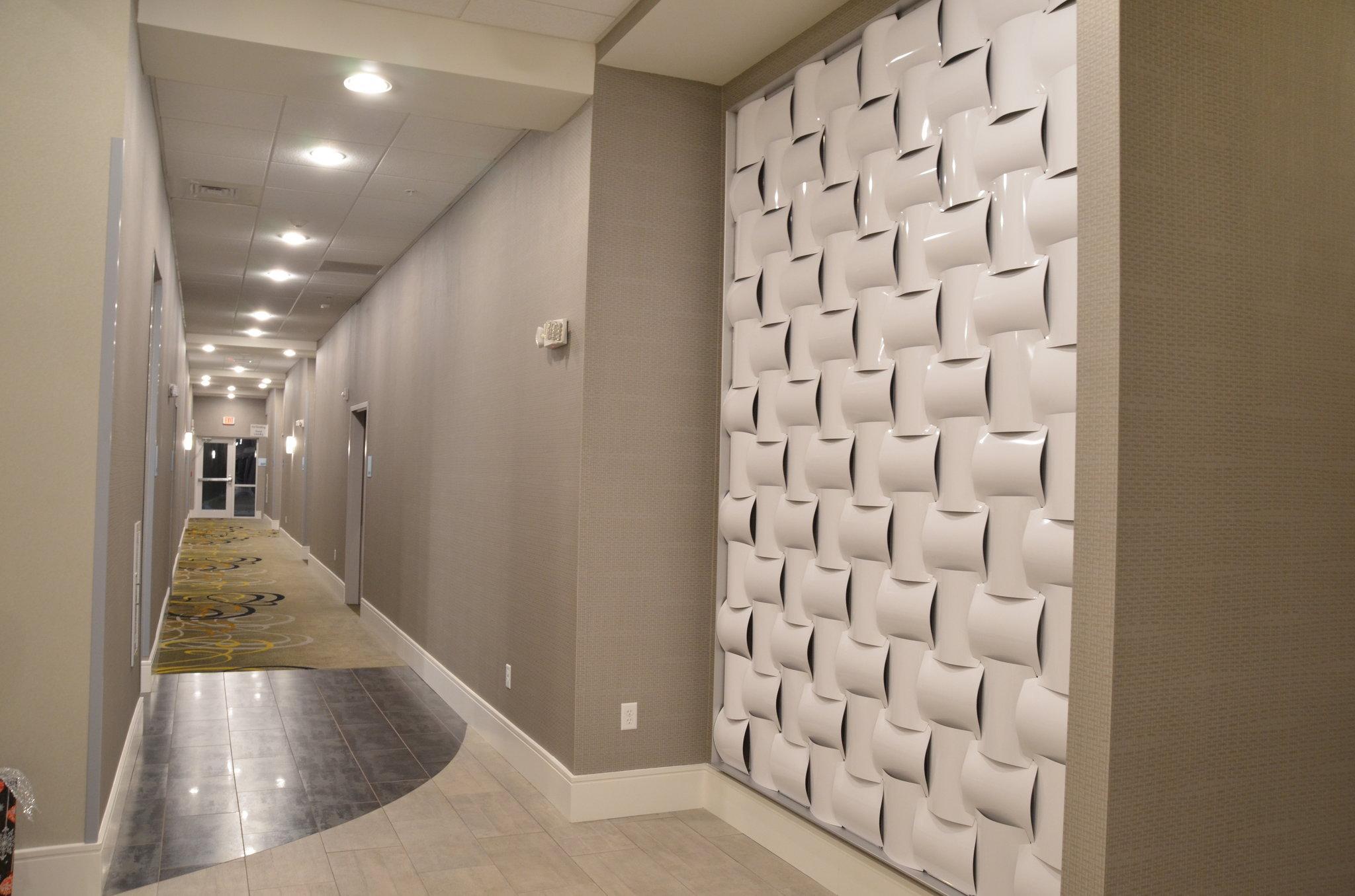 Holiday Inn Express & Suites Albany Exterior photo
